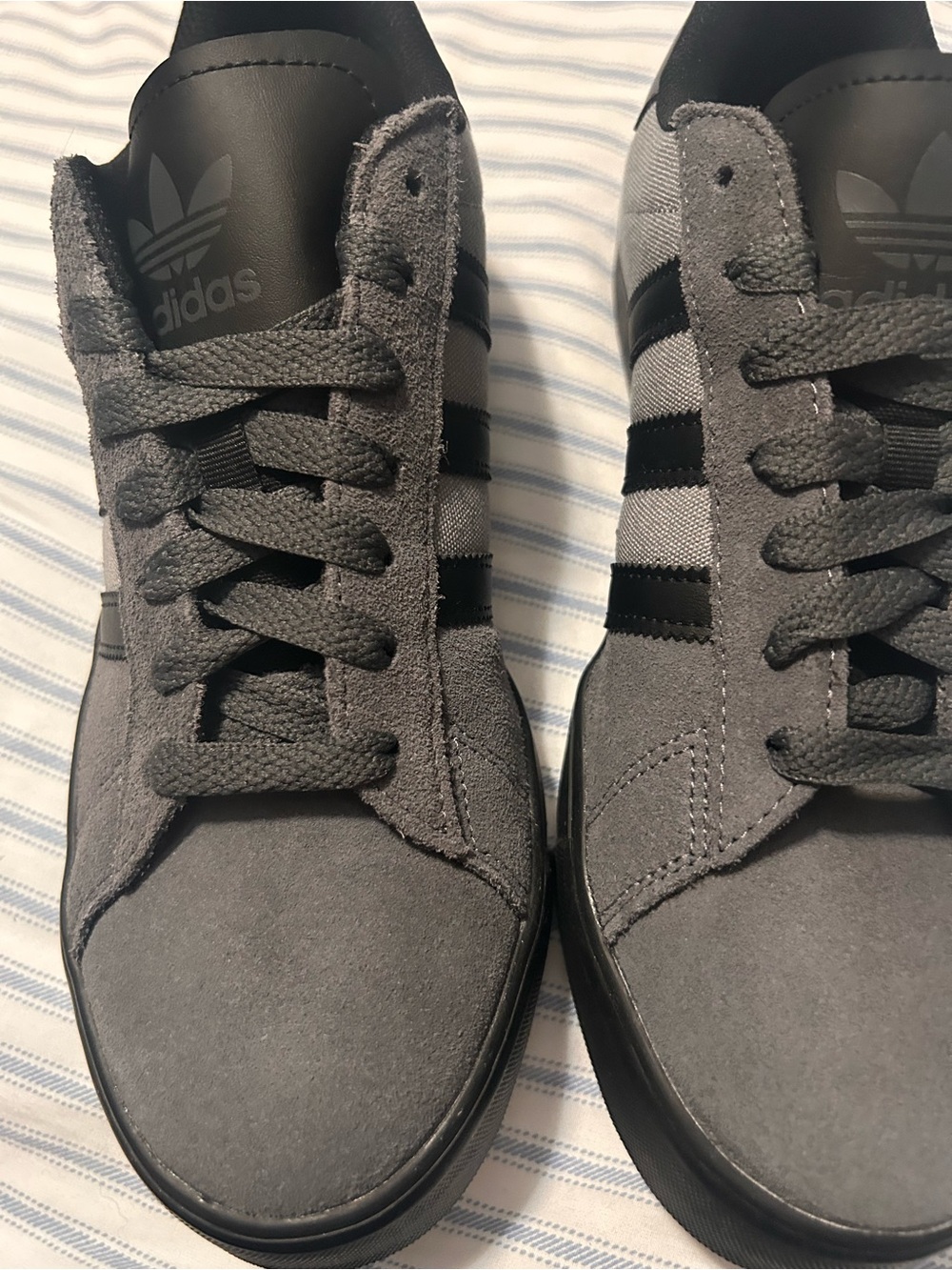adidas Men’s Gray Suede Sneakers with Black Stripes